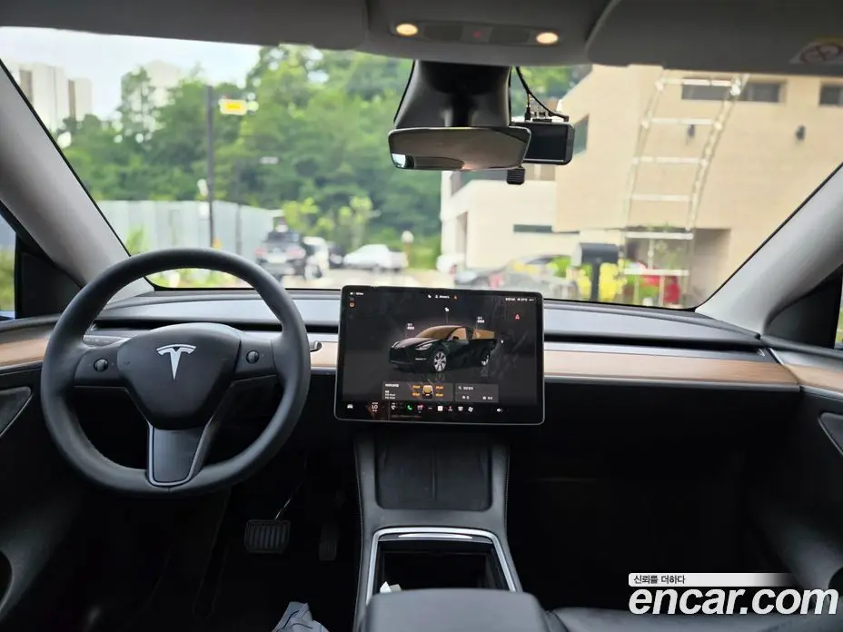 Tesla Model Y 2023 автомат (гидро), фото 6