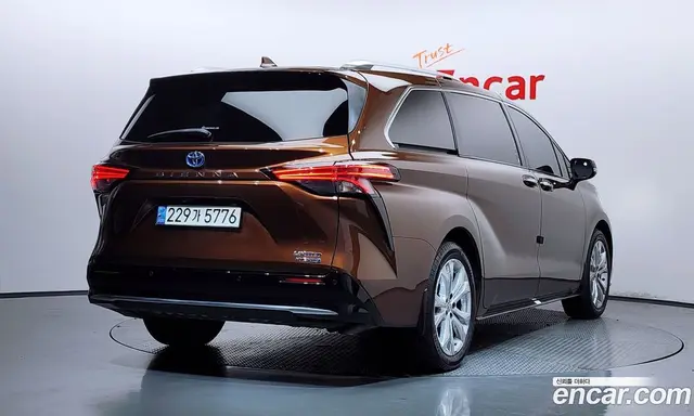 Toyota Sienna 2022 2.5 автомат (гидро), миниатюра 2 Toyota Sienna 2022 2.5 автомат (гидро), миниатюра 2