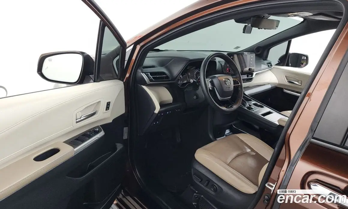 Toyota Sienna 2022 2.5 автомат (гидро), фото 13 Toyota Sienna 2022 2.5 автомат (гидро), фото 13