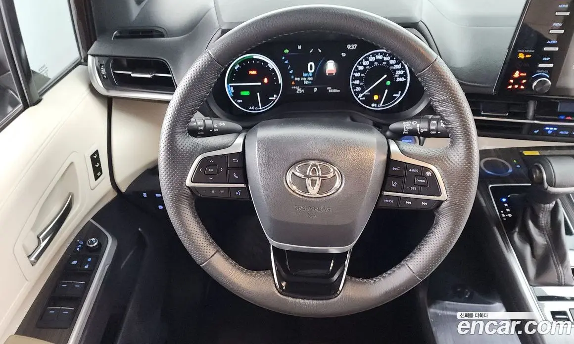 Toyota Sienna 2022 2.5 автомат (гидро), фото 19 Toyota Sienna 2022 2.5 автомат (гидро), фото 19