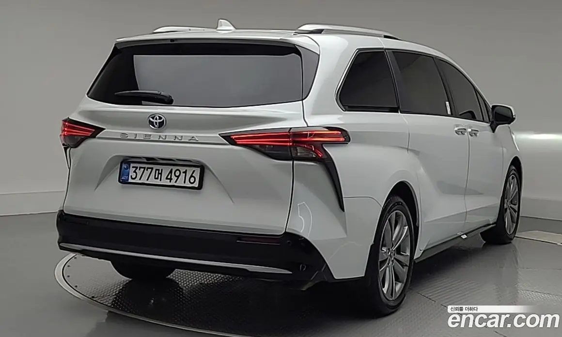 Toyota Sienna 2025 2.5 автомат (гидро), фото 2 Toyota Sienna 2025 2.5 автомат (гидро), фото 2