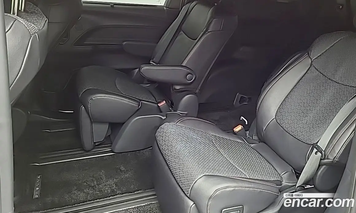 Toyota Sienna 2025 2.5 автомат (гидро), фото 11 Toyota Sienna 2025 2.5 автомат (гидро), фото 11