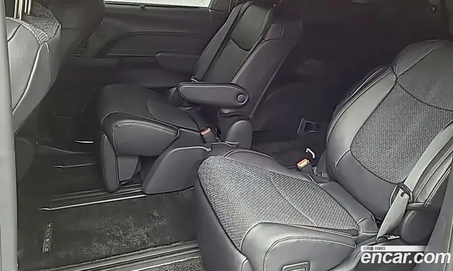 Toyota Sienna 2025 2.5 автомат (гидро), миниатюра 11 Toyota Sienna 2025 2.5 автомат (гидро), миниатюра 11