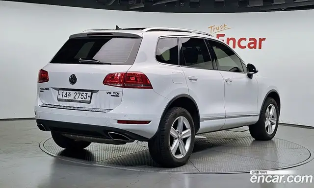 Volkswagen Touareg 2013 3.0 автомат (гидро), миниатюра 2 Volkswagen Touareg 2013 3.0 автомат (гидро), миниатюра 2