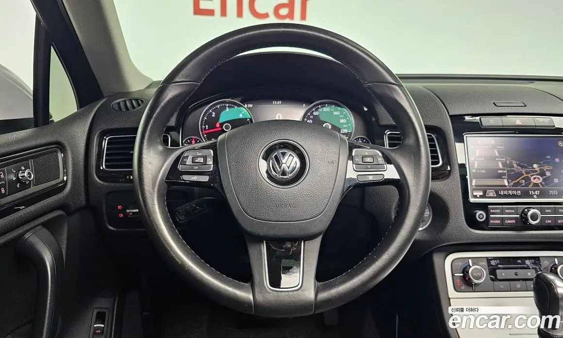 Volkswagen Touareg 2013 3.0 автомат (гидро), фото 13 Volkswagen Touareg 2013 3.0 автомат (гидро), фото 13