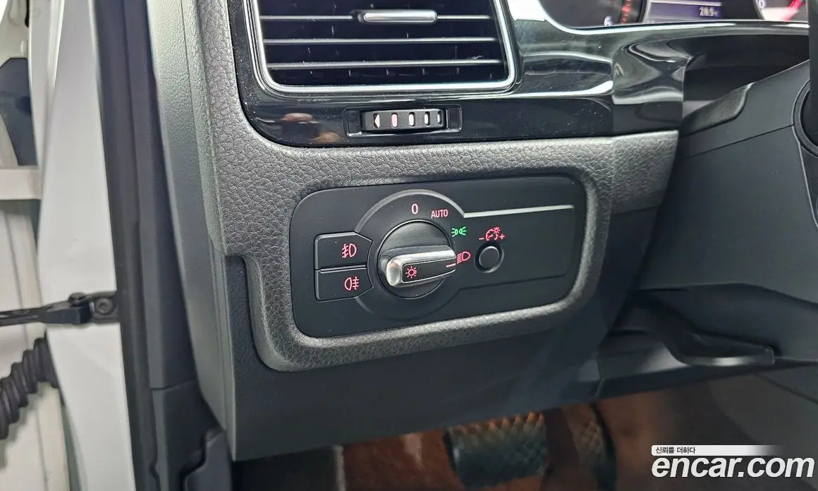 Volkswagen Touareg 2013 3.0 автомат (гидро), фото 17 Volkswagen Touareg 2013 3.0 автомат (гидро), фото 17
