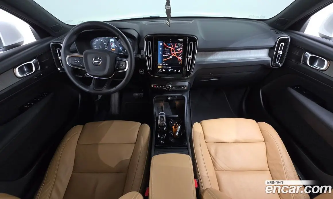 Volvo XC40 2022 2.0 автомат (гидро), фото 10 Volvo XC40 2022 2.0 автомат (гидро), фото 10