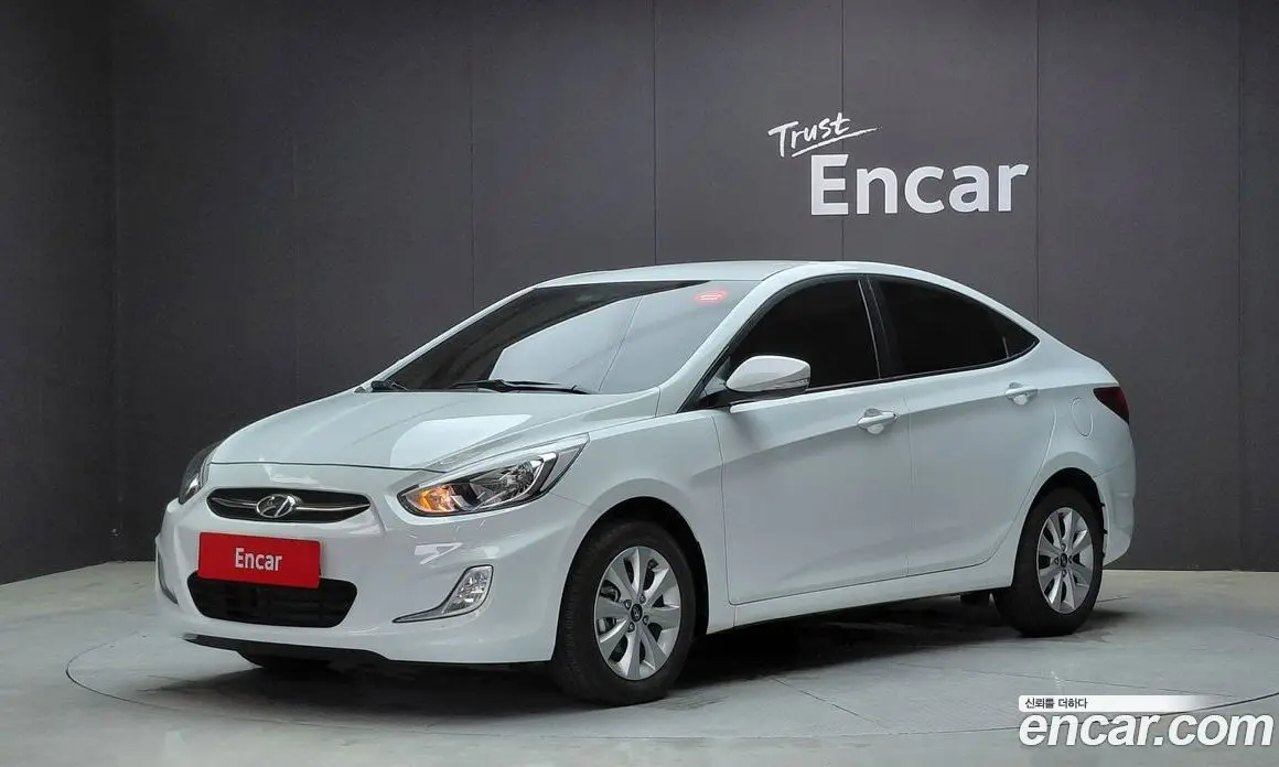 Hyundai Accent 2016 1.4 автомат (гидро), фото 1 Hyundai Accent 2016 1.4 автомат (гидро), фото 1