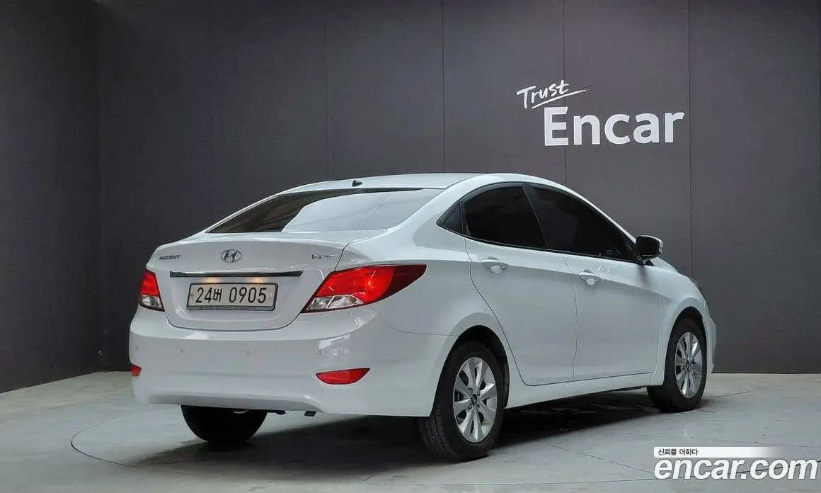 Hyundai Accent 2016 1.4 автомат (гидро), фото 2 Hyundai Accent 2016 1.4 автомат (гидро), фото 2