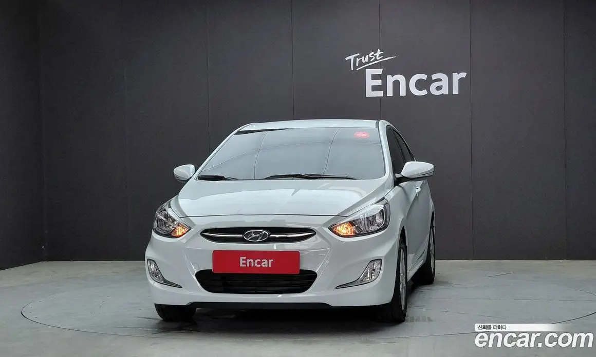 Hyundai Accent 2016 1.4 автомат (гидро), фото 3 Hyundai Accent 2016 1.4 автомат (гидро), фото 3