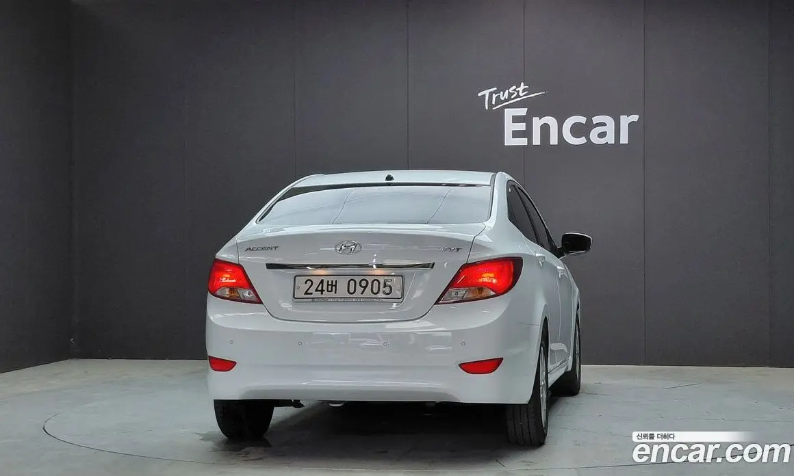 Hyundai Accent 2016 1.4 автомат (гидро), фото 4 Hyundai Accent 2016 1.4 автомат (гидро), фото 4