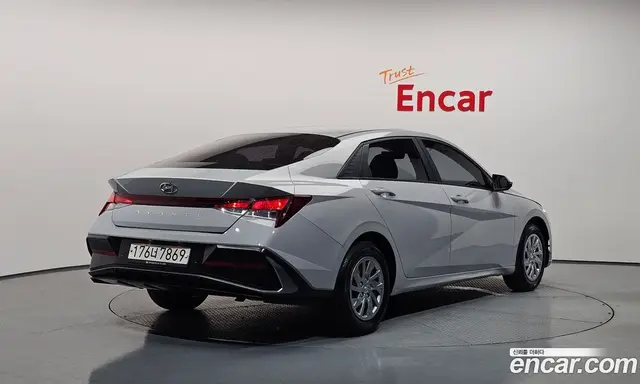 Hyundai Avante 2020 1.6 автомат (гидро), миниатюра 2