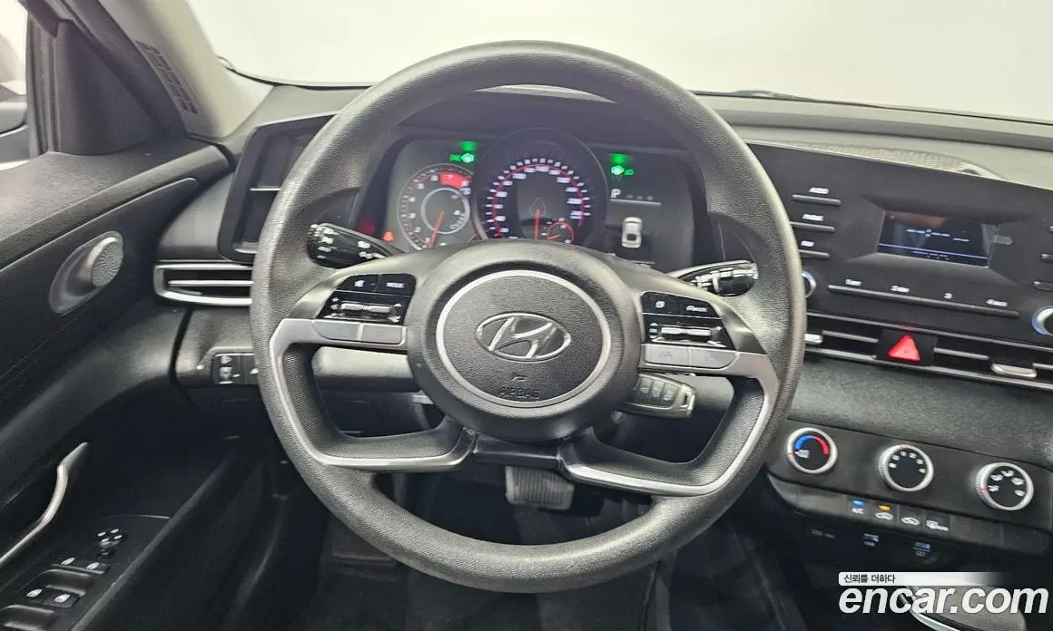 Hyundai Avante 2020 1.6 автомат (гидро), фото 18
