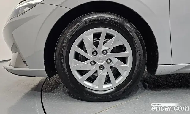 Hyundai Avante 2020 1.6 автомат (гидро), миниатюра 5