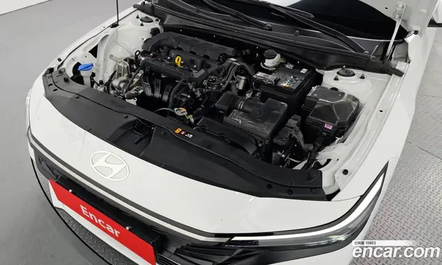 Hyundai Avante 2025 1.6 автомат (гидро), миниатюра 6 Hyundai Avante 2025 1.6 автомат (гидро), миниатюра 6