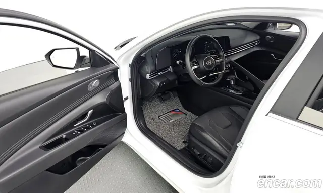 Hyundai Avante 2025 1.6 автомат (гидро), миниатюра 10 Hyundai Avante 2025 1.6 автомат (гидро), миниатюра 10