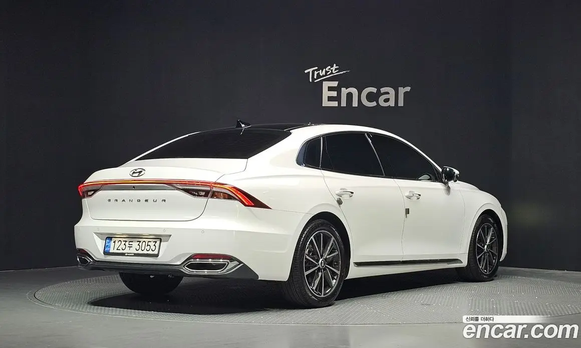 Hyundai Grandeur 2022 2.5 автомат (гидро), фото 2 Hyundai Grandeur 2022 2.5 автомат (гидро), фото 2