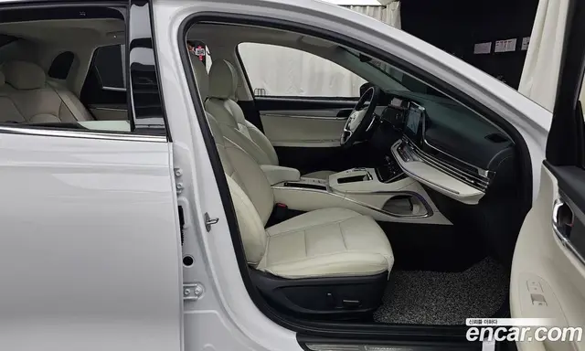 Hyundai Grandeur 2022 2.5 автомат (гидро), миниатюра 11 Hyundai Grandeur 2022 2.5 автомат (гидро), миниатюра 11