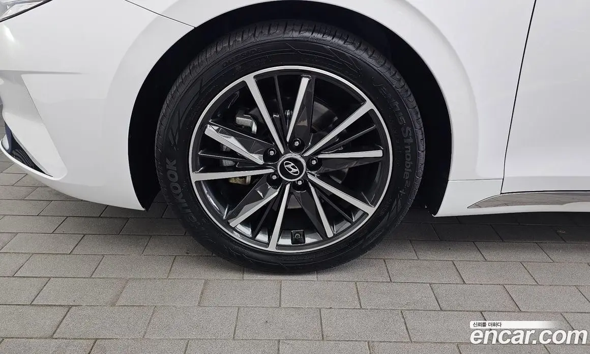 Hyundai Grandeur 2022 2.5 автомат (гидро), фото 5 Hyundai Grandeur 2022 2.5 автомат (гидро), фото 5