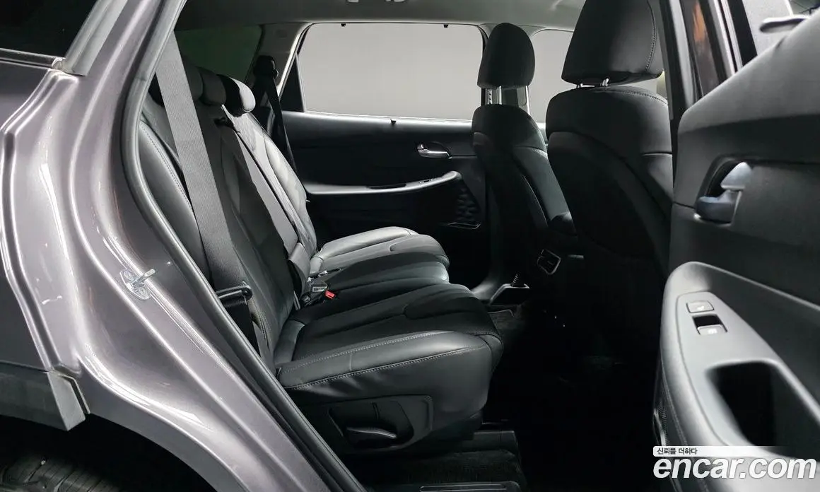 Hyundai Santa Fe 2022 2.2 автомат (гидро), фото 11