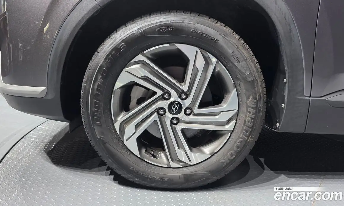 Hyundai Santa Fe 2022 2.2 автомат (гидро), фото 5