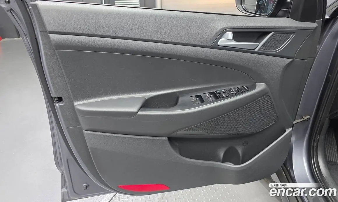 Hyundai Tucson 2015 1.7 автомат (гидро), фото 14 Hyundai Tucson 2015 1.7 автомат (гидро), фото 14