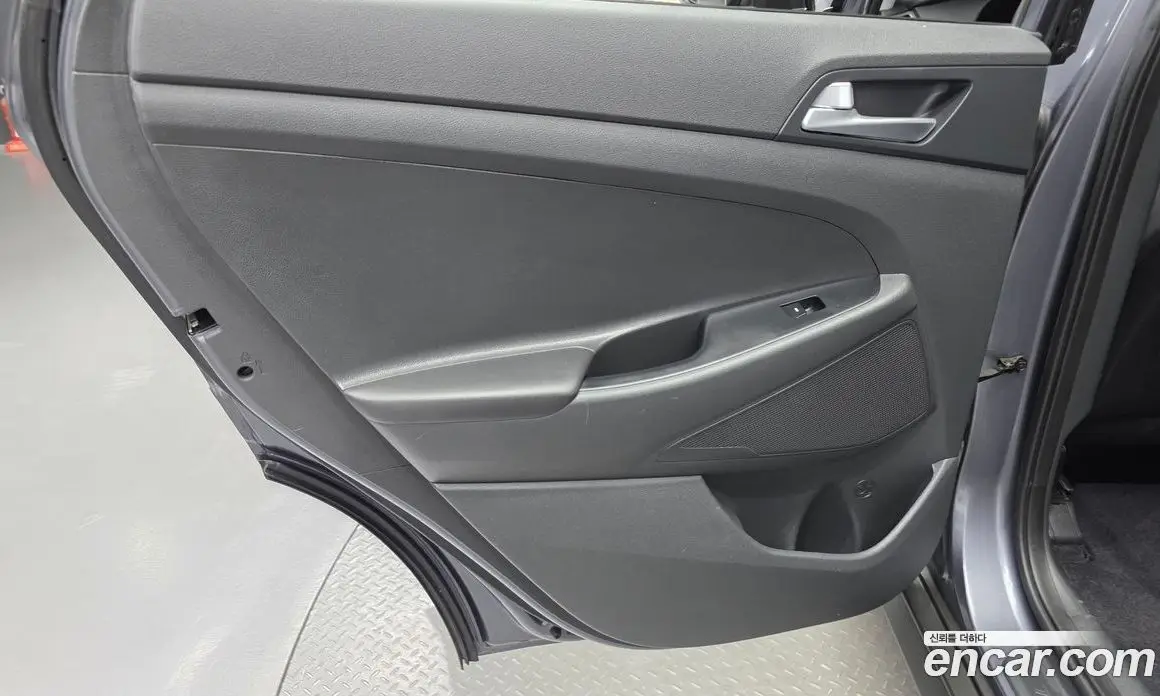 Hyundai Tucson 2015 1.7 автомат (гидро), фото 15 Hyundai Tucson 2015 1.7 автомат (гидро), фото 15