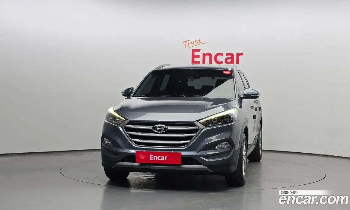 Hyundai Tucson 2015 1.7 автомат (гидро), фото 3 Hyundai Tucson 2015 1.7 автомат (гидро), фото 3