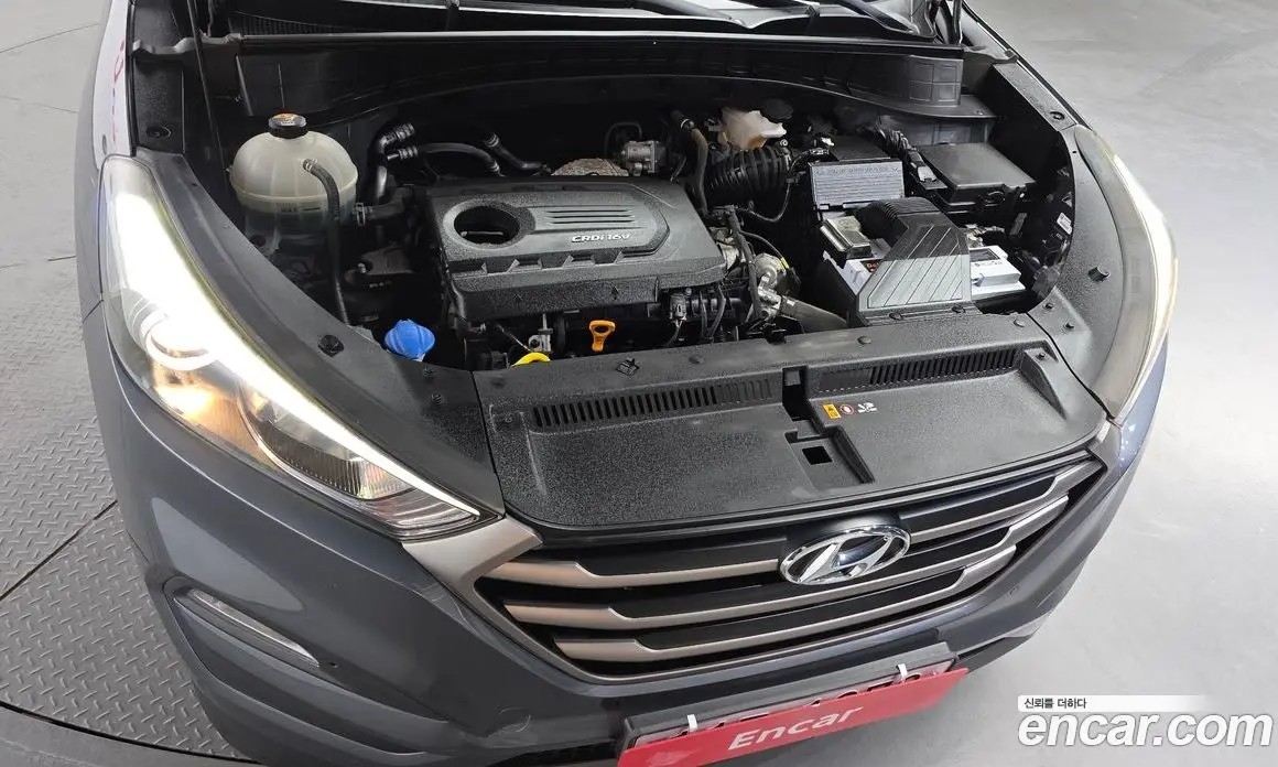 Hyundai Tucson 2015 1.7 автомат (гидро), фото 6 Hyundai Tucson 2015 1.7 автомат (гидро), фото 6