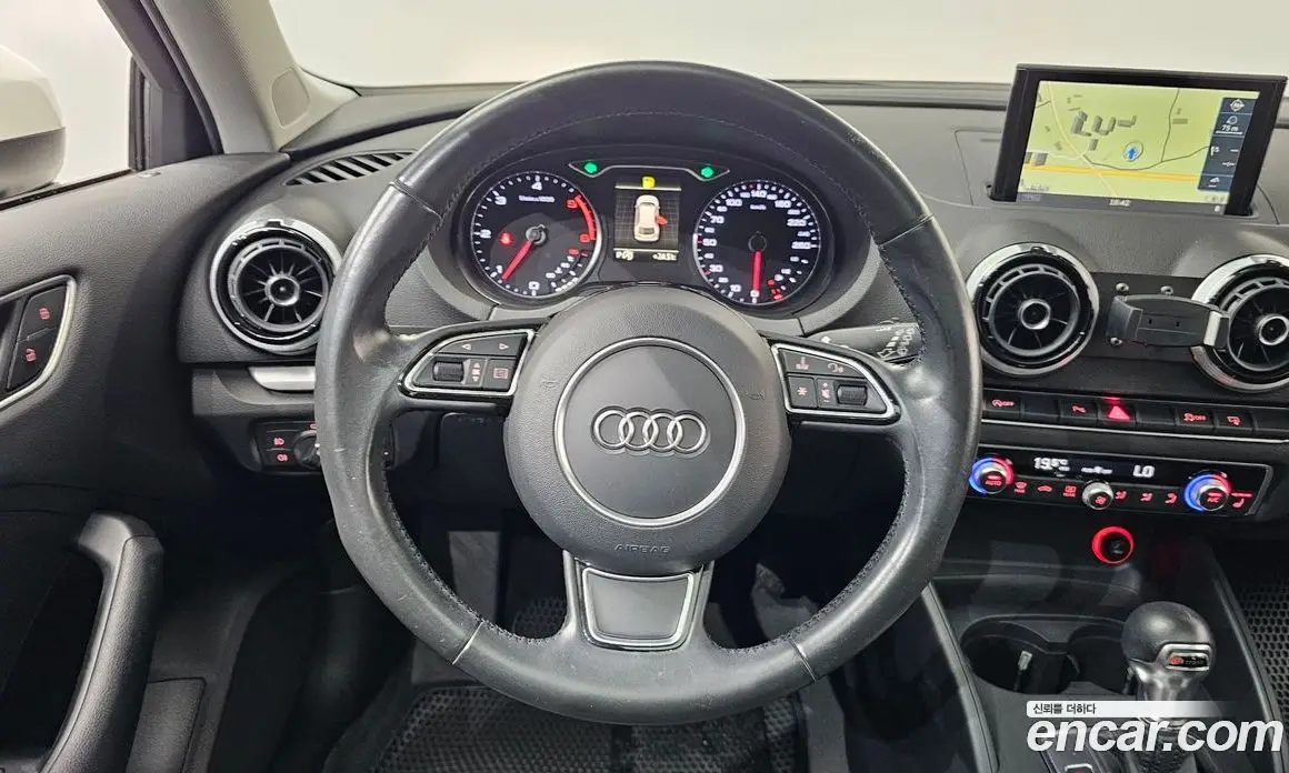 Audi A3 2015 2.0 автомат (гидро), фото 13 Audi A3 2015 2.0 автомат (гидро), фото 13