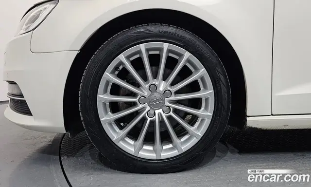 Audi A3 2015 2.0 автомат (гидро), миниатюра 5 Audi A3 2015 2.0 автомат (гидро), миниатюра 5
