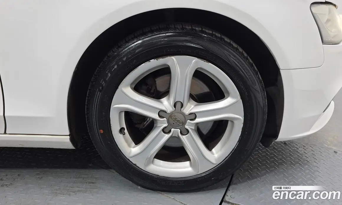 Audi A4 2015 2.0 автомат (гидро), фото 5 Audi A4 2015 2.0 автомат (гидро), фото 5