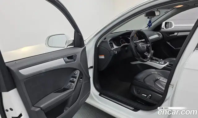 Audi A4 2015 2.0 автомат (гидро), миниатюра 10 Audi A4 2015 2.0 автомат (гидро), миниатюра 10
