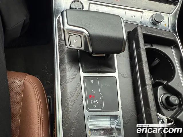 Audi A6 2021 2.0 автомат (гидро), миниатюра 8