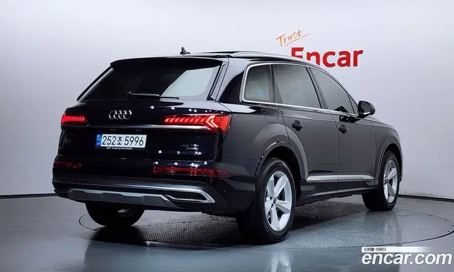 Audi Q7 2021 3.0 автомат (гидро), миниатюра 2 Audi Q7 2021 3.0 автомат (гидро), миниатюра 2