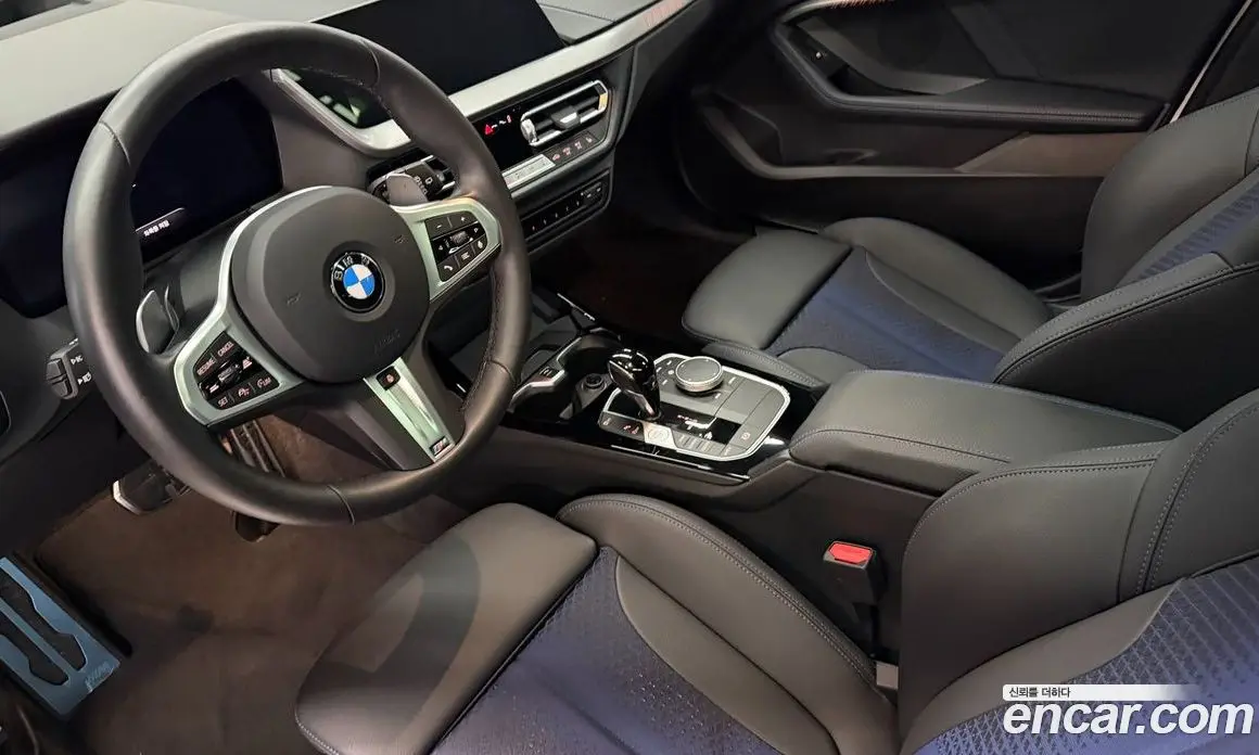 BMW 1 серия 2024 2.0 автомат (гидро), фото 15