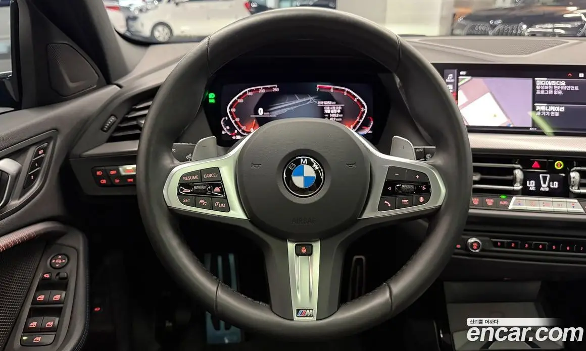 BMW 1 серия 2024 2.0 автомат (гидро), фото 17