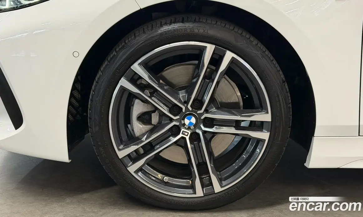 BMW 1 серия 2024 2.0 автомат (гидро), фото 5