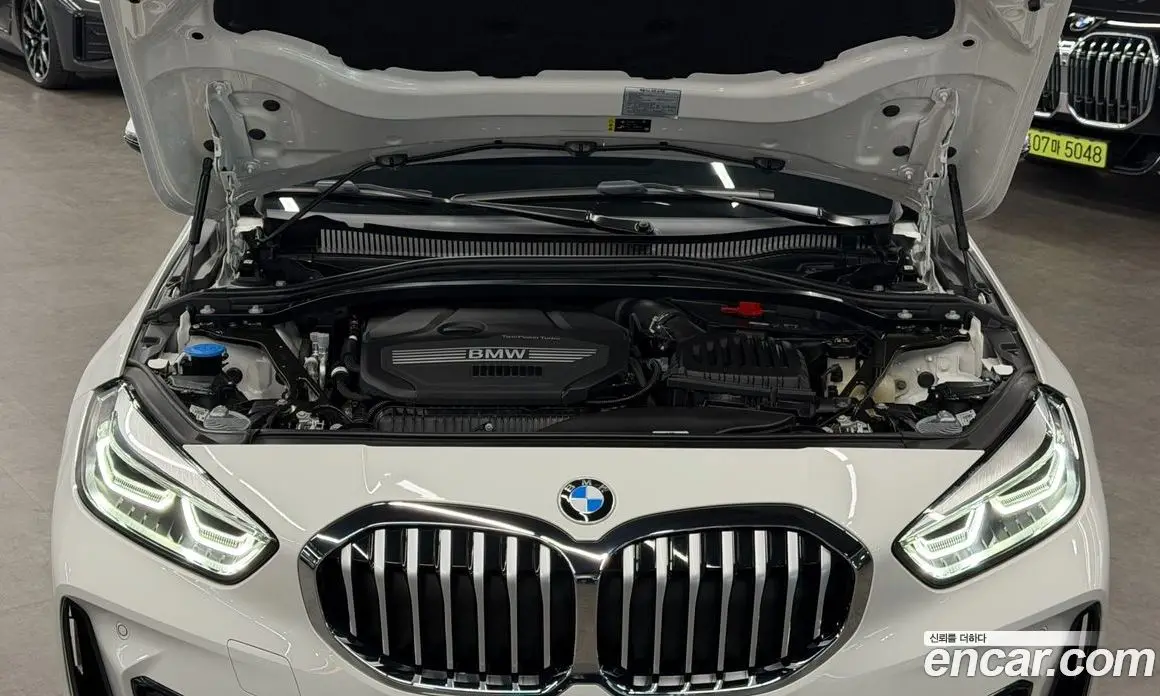 BMW 1 серия 2024 2.0 автомат (гидро), фото 6