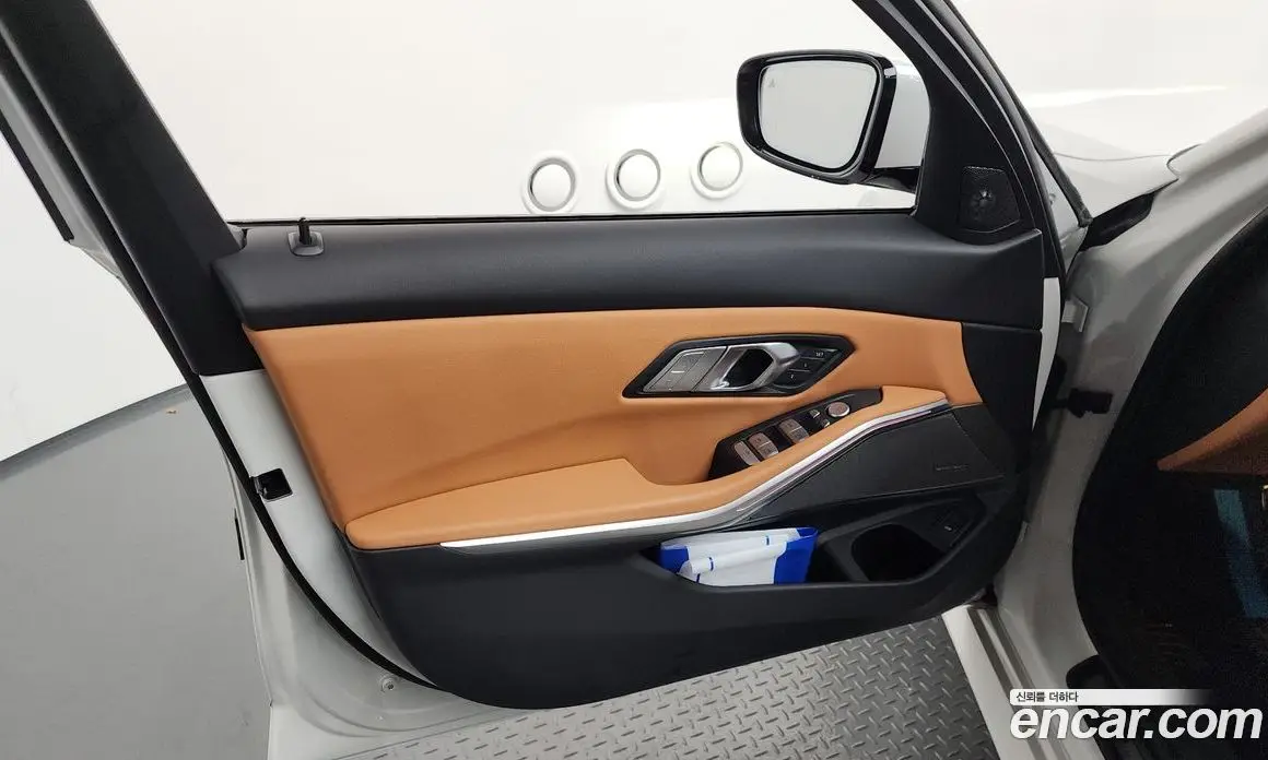 BMW 3 серия 2023 2.0 автомат (гидро), фото 14 BMW 3 серия 2023 2.0 автомат (гидро), фото 14
