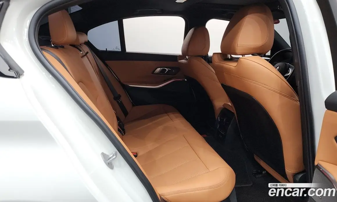 BMW 3 серия 2023 2.0 автомат (гидро), фото 17 BMW 3 серия 2023 2.0 автомат (гидро), фото 17