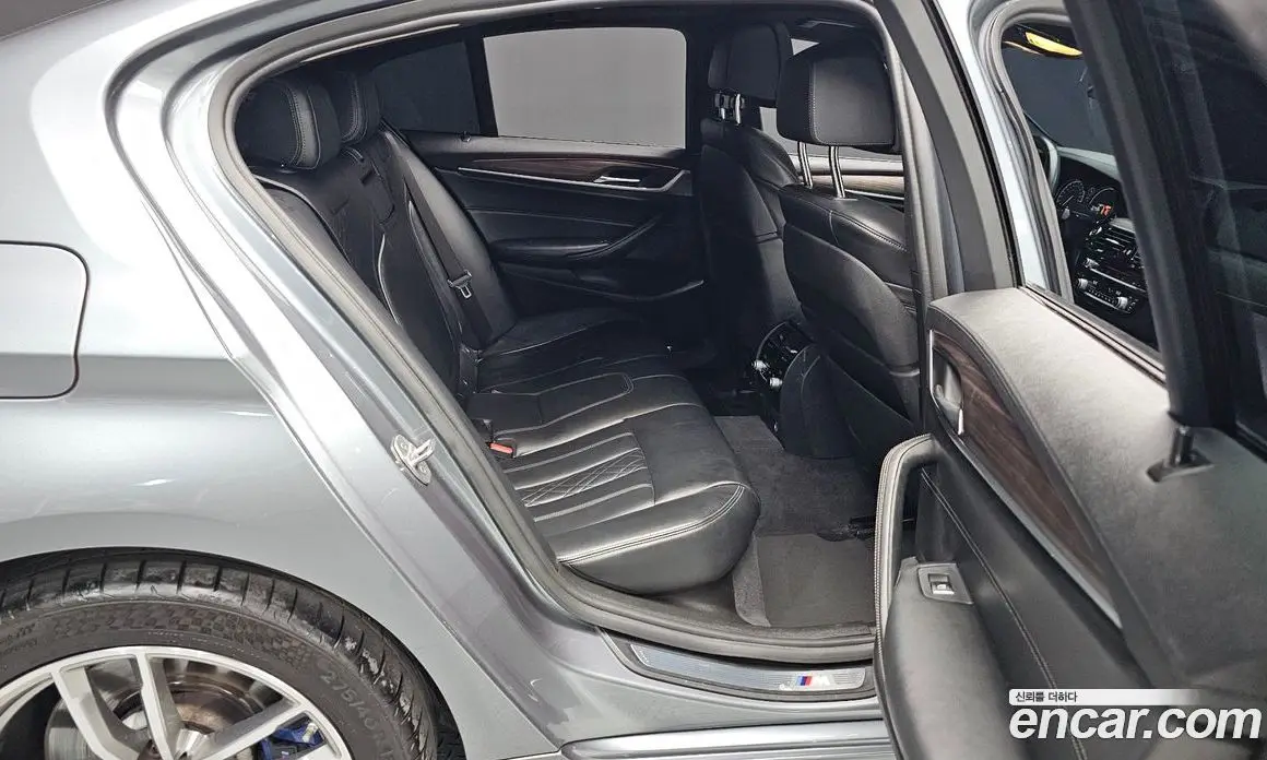 BMW 5 серия 2017 2.0 автомат (гидро), фото 11