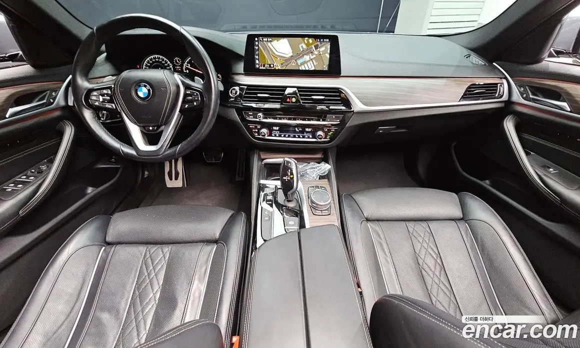 BMW 5 серия 2017 2.0 автомат (гидро), фото 7