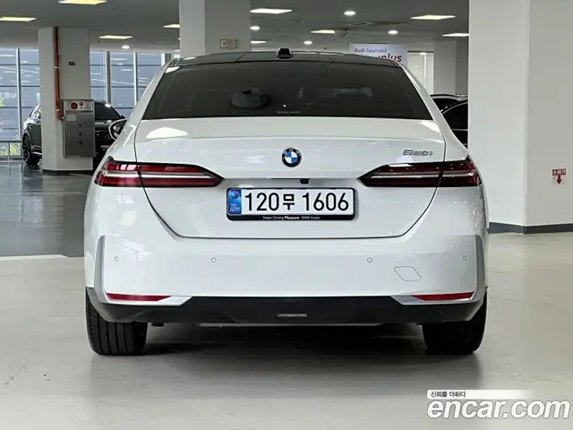BMW 5 серия 2025 2.0 автомат (гидро), миниатюра 4