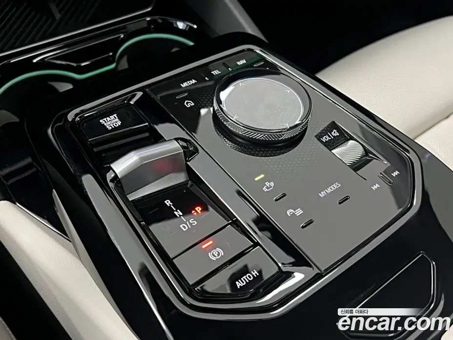 BMW 5 серия 2025 2.0 автомат (гидро), фото 9