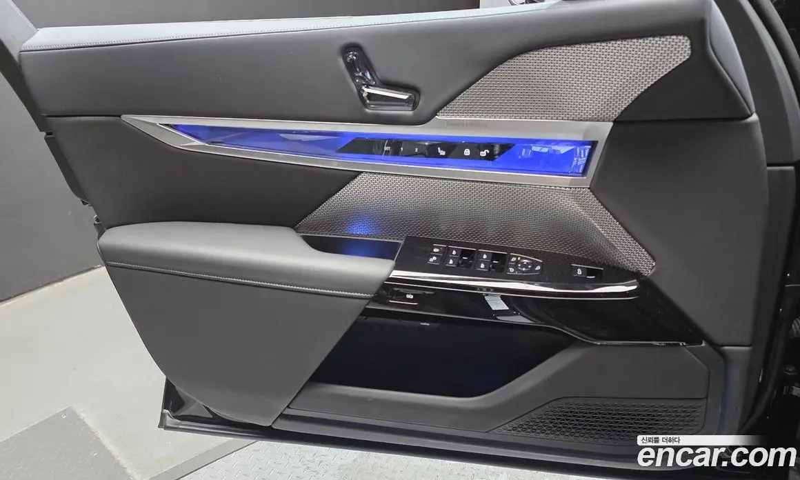 BMW 7 серия 2025 3.0 автомат (гидро), фото 14 BMW 7 серия 2025 3.0 автомат (гидро), фото 14