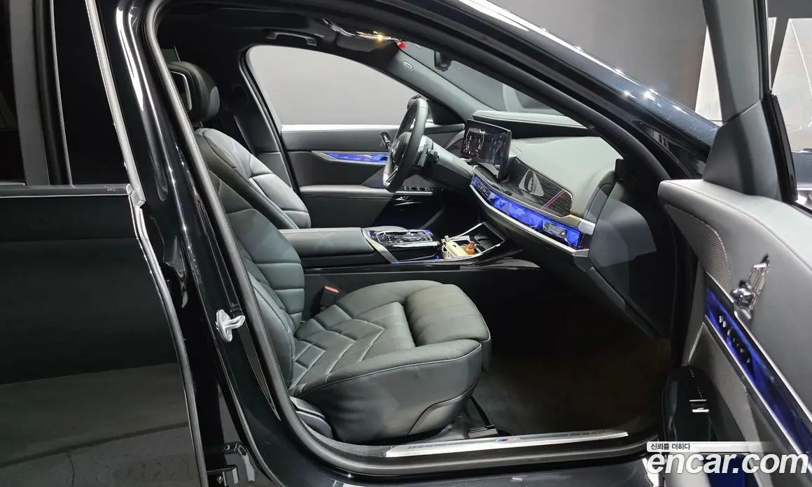 BMW 7 серия 2025 3.0 автомат (гидро), фото 16 BMW 7 серия 2025 3.0 автомат (гидро), фото 16