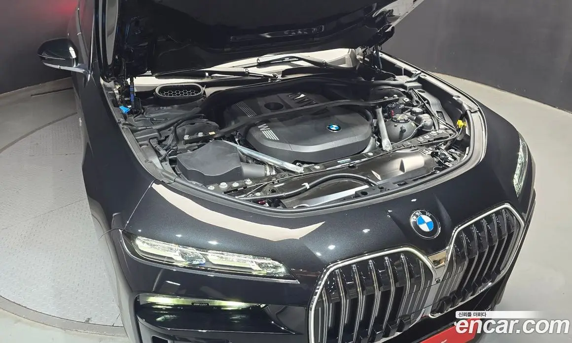 BMW 7 серия 2025 3.0 автомат (гидро), фото 6 BMW 7 серия 2025 3.0 автомат (гидро), фото 6