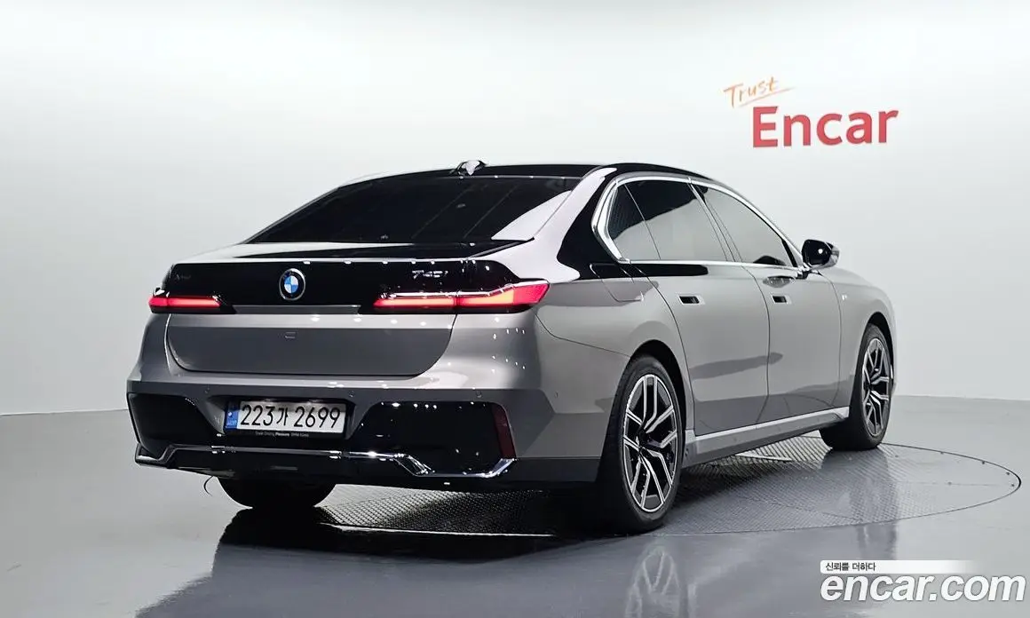 BMW 7 серия 2025 3.0 автомат (гидро), фото 2 BMW 7 серия 2025 3.0 автомат (гидро), фото 2