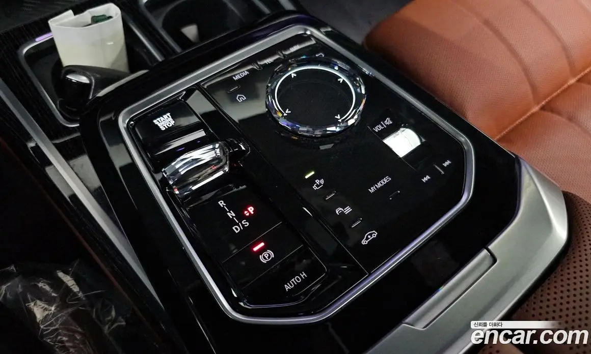 BMW 7 серия 2025 3.0 автомат (гидро), фото 12 BMW 7 серия 2025 3.0 автомат (гидро), фото 12